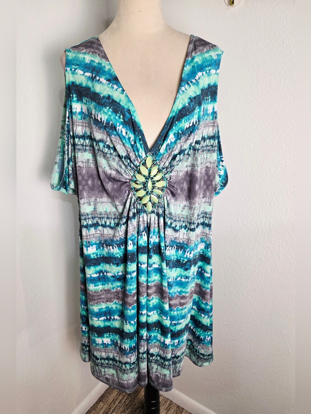 VENUS Teal, Blue, Purple Cold-Shoulder Dress with Rhinestones, Size 3X - Picture 2 of 11